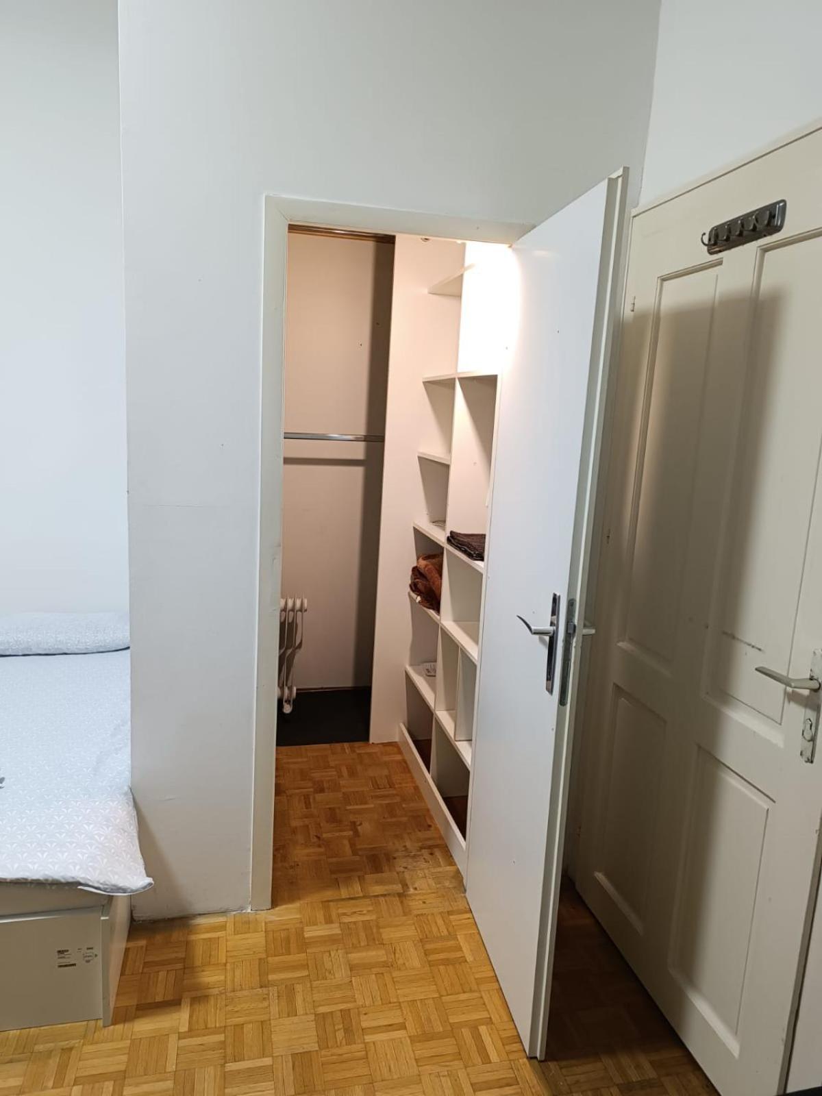 Wohnung In Der Naehe Wiener Stadthalle Und Zentrum 9 Luaran gambar