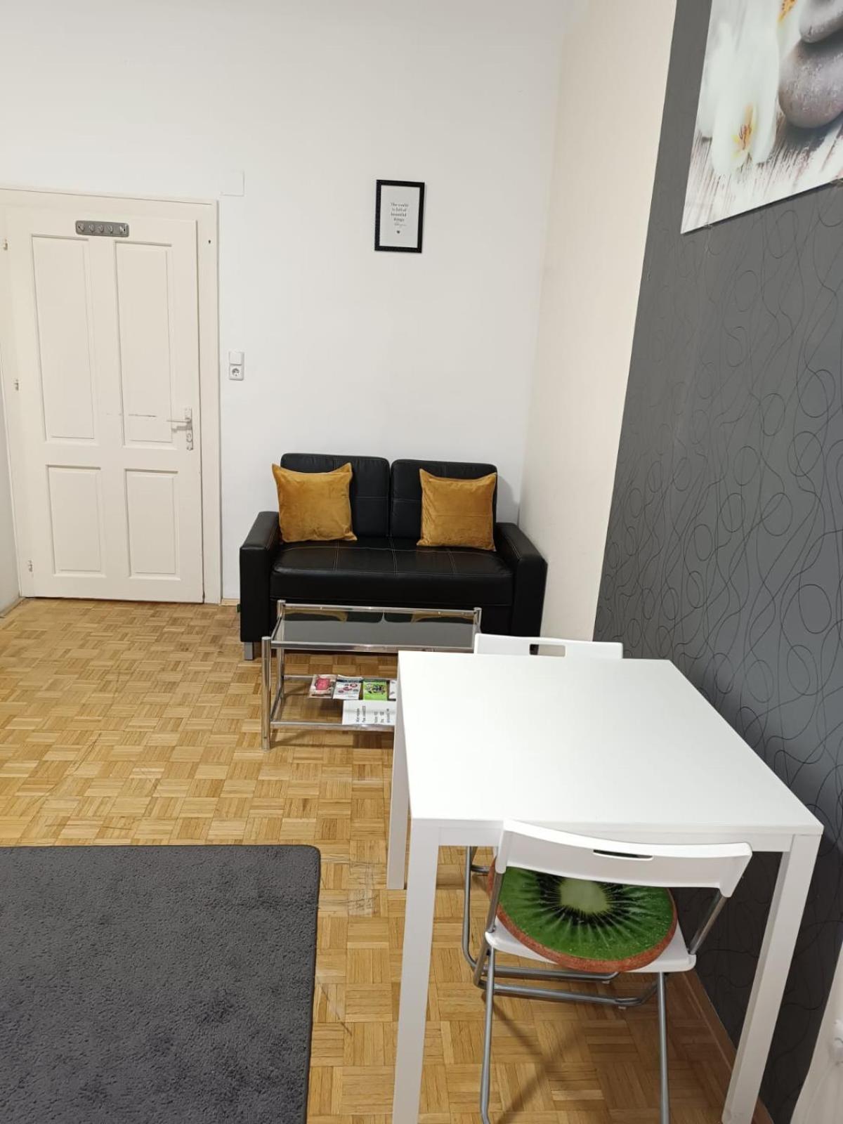 Wohnung In Der Naehe Wiener Stadthalle Und Zentrum 9 Luaran gambar
